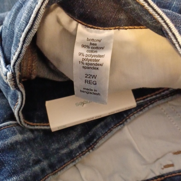 🎉HOST PICK🎉 Maurices  Houndstooth Backed Destructed Jegging - Picture 5 of 5